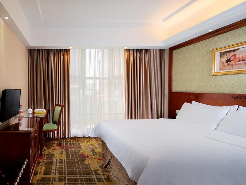 Vienna Hotel Dongguan Hou Street Wanda Plaza Exteriör bild