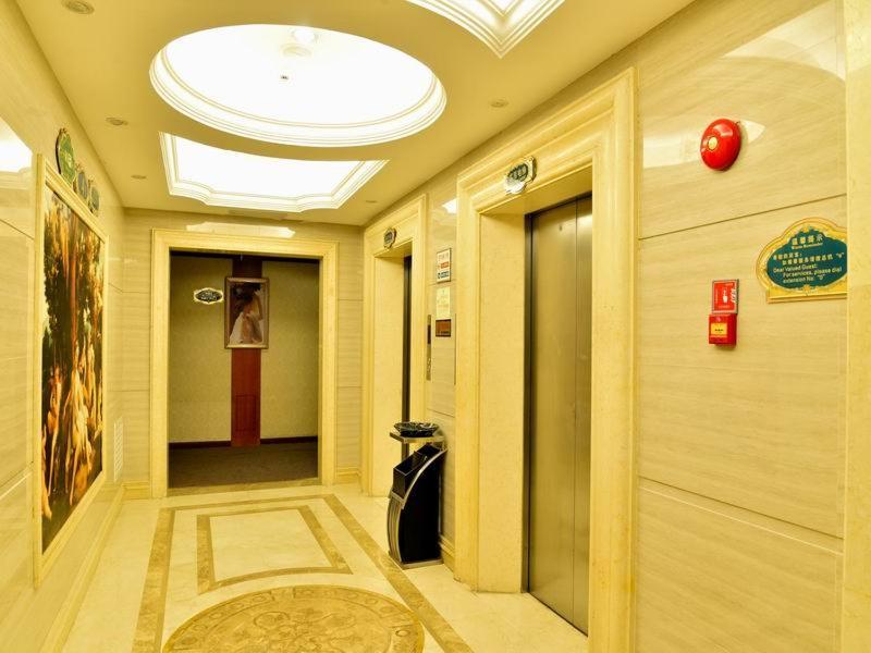 Vienna Hotel Dongguan Hou Street Wanda Plaza Exteriör bild